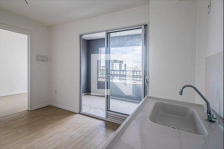 sala e cozinha_1 de apartamento para alugar com 2 quartos, 35m² em Vila Santo Estefano, São Paulo