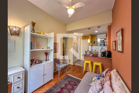 Apartamento para alugar com 1 quarto, 30m² em Laranjeiras, Rio de Janeiro