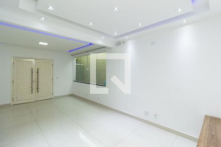 Sala de casa à venda com 3 quartos, 250m² em Cidade Nova São Miguel, São Paulo