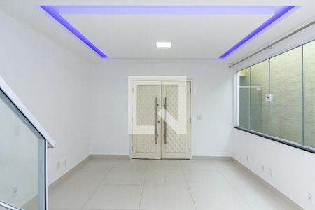 Sala de casa à venda com 3 quartos, 250m² em Cidade Nova São Miguel, São Paulo