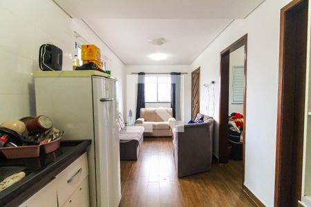 Sala/Cozinha de apartamento para alugar com 2 quartos, 50m² em Itaquera, São Paulo