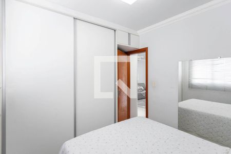 Quarto 1 de apartamento à venda com 2 quartos, 100m² em Arvoredo Ii, Contagem
