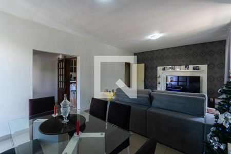 Sala de casa à venda com 3 quartos, 251m² em Vila Isabel, Rio de Janeiro