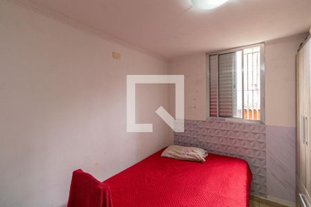 Quarto 1 de apartamento para alugar com 2 quartos, 58m² em Conjunto Residencial José Bonifácio, São Paulo