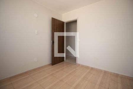 Quarto 1 de casa para alugar com 3 quartos, 100m² em Qng 2, Brasília