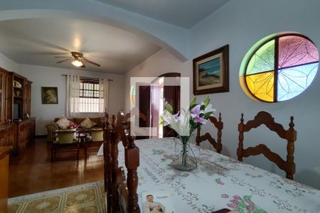 Sala de casa de condomínio à venda com 3 quartos, 220m² em Taquara, Rio de Janeiro