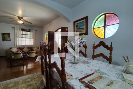 Sala de casa de condomínio à venda com 3 quartos, 220m² em Taquara, Rio de Janeiro