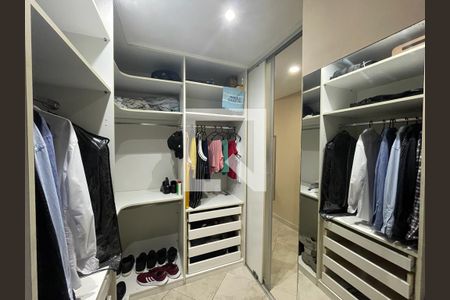 Closet de apartamento para alugar com 3 quartos, 100m² em Jardim Guanabara, Rio de Janeiro