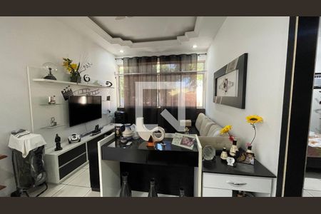 Sala de apartamento para alugar com 2 quartos, 50m² em Praia da Bandeira, Rio de Janeiro