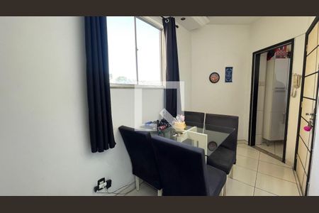 Sala de apartamento para alugar com 2 quartos, 50m² em Praia da Bandeira, Rio de Janeiro