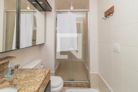 Banheiro de apartamento à venda com 1 quarto, 34m² em Praia de Belas, Porto Alegre