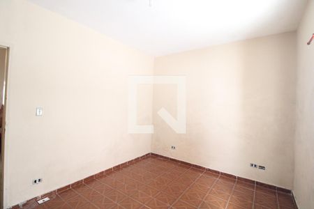 Quarto 2 de casa para alugar com 3 quartos, 90m² em Jardim Guarapiranga, São Paulo