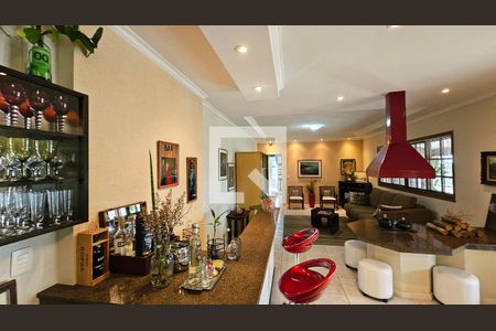 Casa à venda com 4 quartos, 600m² em Jardim Santa Gertrudes, Jundiaí