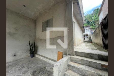Garagem de casa para alugar com 3 quartos, 152m² em Jardim Leonor, Cotia