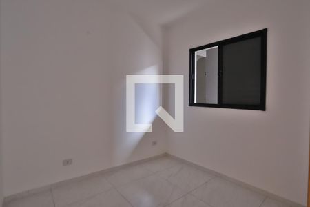 Quarto 1 de apartamento para alugar com 2 quartos, 40m² em Vila Diva (zona Leste), São Paulo