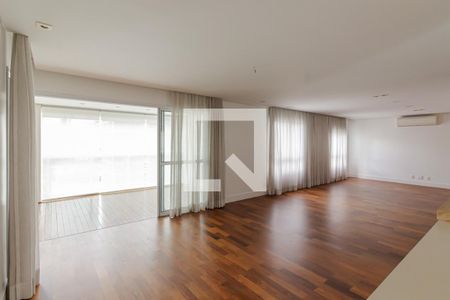Sala de apartamento para alugar com 3 quartos, 211m² em Vila Olímpia, São Paulo