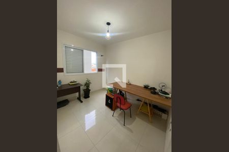 Quarto de apartamento para alugar com 2 quartos, 60m² em Pampulha, Uberlândia