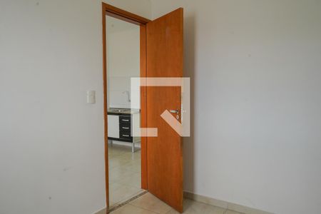 Quarto 1 de apartamento para alugar com 2 quartos, 48m² em Penha de França, São Paulo