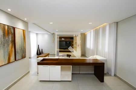Sala de casa à venda com 4 quartos, 380m² em Santa Lúcia, Belo Horizonte