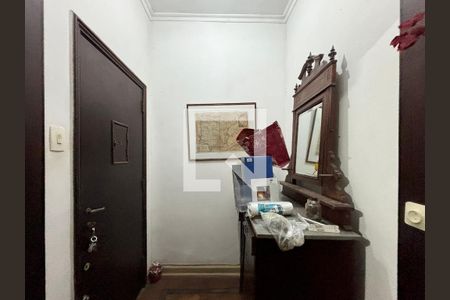 Sala - hall de entrada interno de apartamento para alugar com 3 quartos, 120m² em Jardim Botânico, Rio de Janeiro