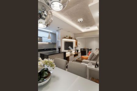 Foto 11 de apartamento à venda com 2 quartos, 74m² em Aclimação, São Paulo