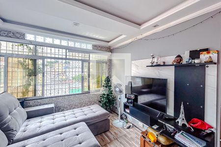 Sala de casa à venda com 3 quartos, 240m² em Vila Bertioga, São Paulo