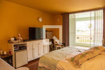 Quarto Suíte de casa à venda com 3 quartos, 415m² em Vila Cordeiro, São Paulo