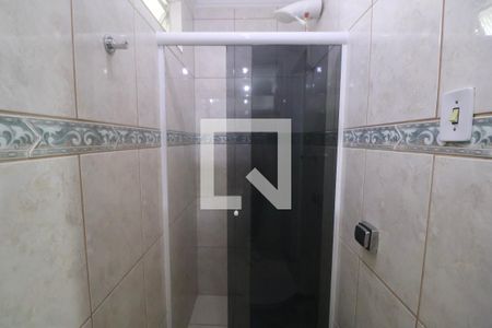 Banheiro Suíte 2 de apartamento para alugar com 3 quartos, 115m² em Jardim Santa Genoveva, Guarujá