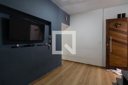 Sala de casa para alugar com 3 quartos, 45m² em Parque Cisper, São Paulo