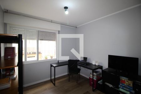 Quarto 2 de apartamento para alugar com 3 quartos, 65m² em Navegantes, Porto Alegre