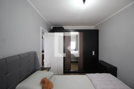 Quarto 1 de apartamento para alugar com 3 quartos, 65m² em Navegantes, Porto Alegre