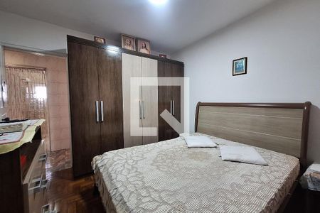 Quarto 1 de casa à venda com 3 quartos, 200m² em Cidade São Jorge, Santo André