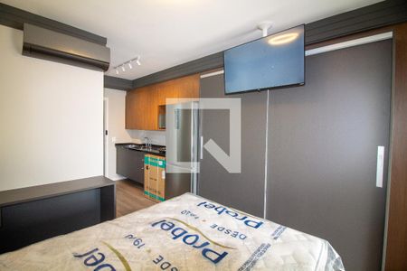 Sala / Quarto - Studio de kitnet/studio para alugar com 1 quarto, 32m² em Jardim das Acacias, São Paulo