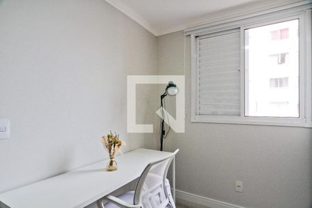 Quarto 2 de apartamento para alugar com 2 quartos, 44m² em Jardim Iris, São Paulo