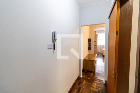Entrada de kitnet/studio para alugar com 1 quarto, 33m² em Santo Antônio, Porto Alegre