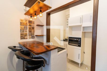 Sala/Cozinha de kitnet/studio para alugar com 1 quarto, 33m² em Santo Antônio, Porto Alegre