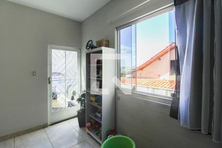 Sala 3 de casa à venda com 3 quartos, 200m² em Juliana, Belo Horizonte