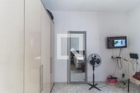 Quarto  de casa para alugar com 1 quarto, 69m² em Vila Santa Helena, Poá