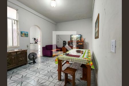 Sala de casa à venda com 4 quartos, 112m² em Estácio, Rio de Janeiro