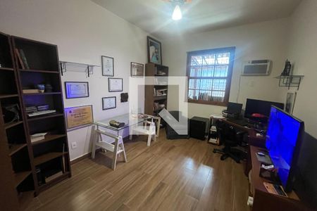 Quarto 1 de casa à venda com 3 quartos, 288m² em Jardim Guanabara, Rio de Janeiro