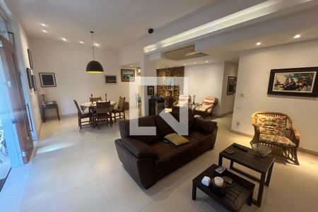 Sala de casa à venda com 3 quartos, 288m² em Jardim Guanabara, Rio de Janeiro