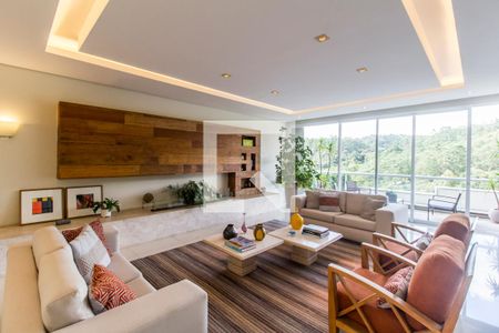 Sala  de casa de condomínio à venda com 2 quartos, 730m² em Tamboré, Santana de Parnaíba