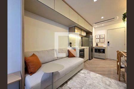 Sala/Cozinha de apartamento para alugar com 1 quarto, 29m² em Indianópolis, São Paulo