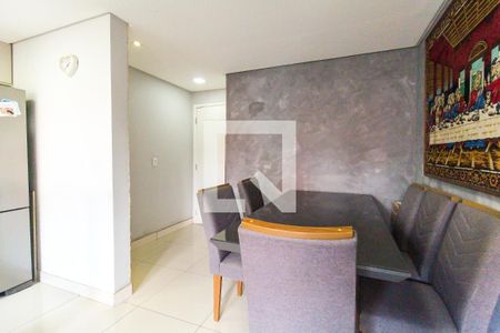 Sala de apartamento à venda com 2 quartos, 47m² em Vila Carmosina, São Paulo