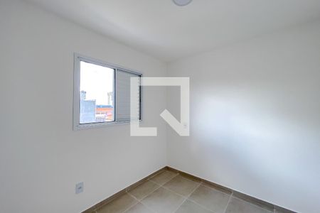 Quarto 1 de apartamento para alugar com 2 quartos, 44m² em Vila Bertioga, São Paulo