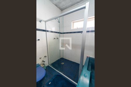 Banheiro da Suíte 1 de casa à venda com 3 quartos, 202m² em Cidade Domitila, São Paulo