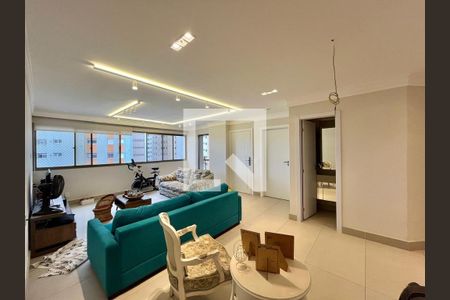 Sala de apartamento à venda com 3 quartos, 185m² em Cambuí, Campinas