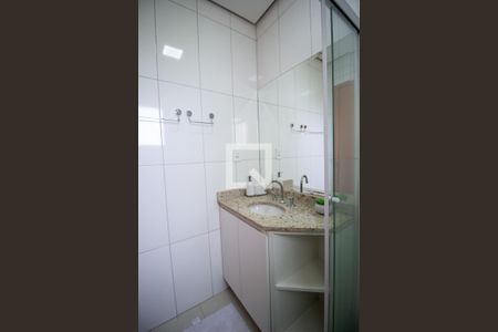 Banheiro de apartamento para alugar com 1 quarto, 50m² em Jardim Americano, Sorocaba