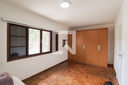 Quarto 2 de casa à venda com 4 quartos, 350m² em Parque Sao Domingos, São Paulo