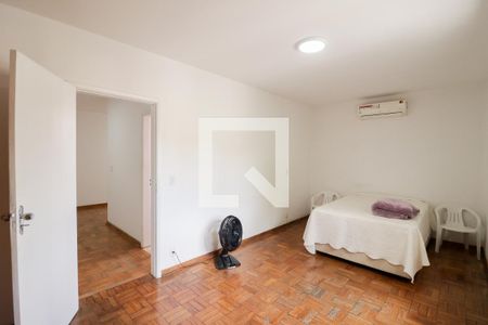 Quarto 2 de casa à venda com 4 quartos, 350m² em Parque Sao Domingos, São Paulo